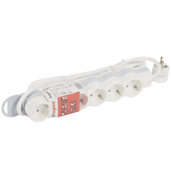 Vezetékes elosztó 6/5m fehér 45°