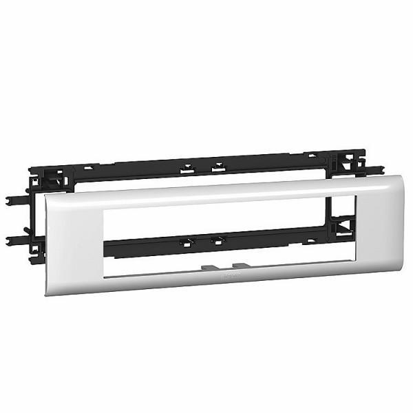 Műanyag csatorna szerelvénykeret 65mm 8M