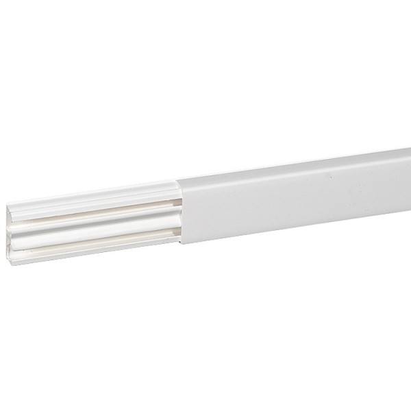 Műanyag csatorna 40x16 osztott L=2,1m!