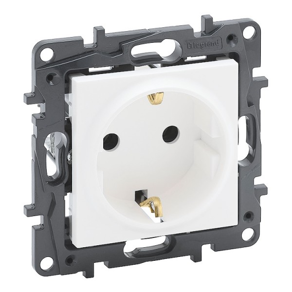 Dugalj s 2p+f csavaros bekötés fehér