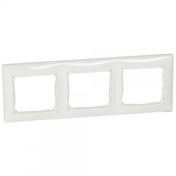 Keret 3-as v fehér
