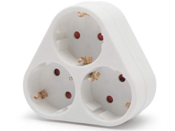 T elosztó 3-as földelt