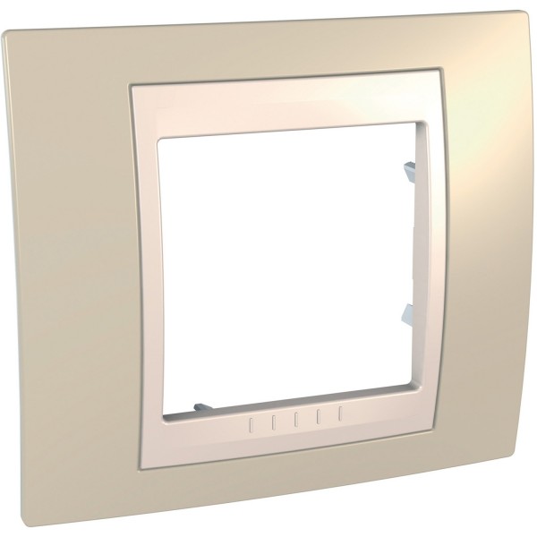 Keret 1-es u krém-homok