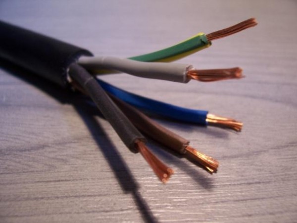 5x2,5 gumikábel CU s 400V